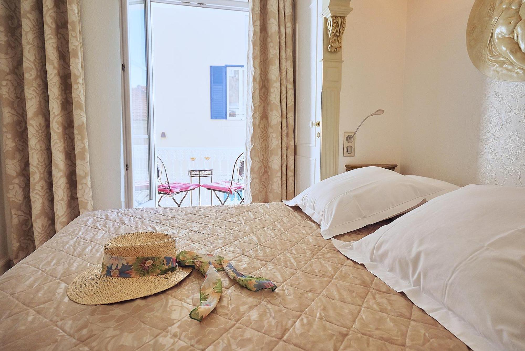 Le Magnolia Hotell Calvi  Eksteriør bilde